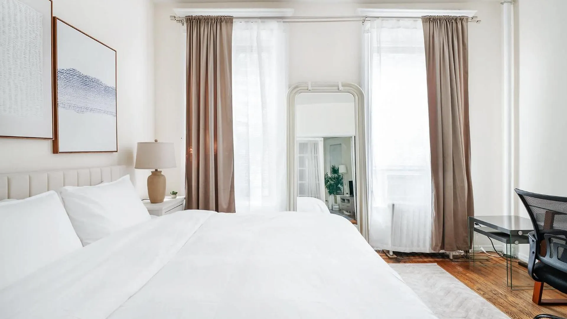211-3 Prime Union Square Large 1Br Great Value location